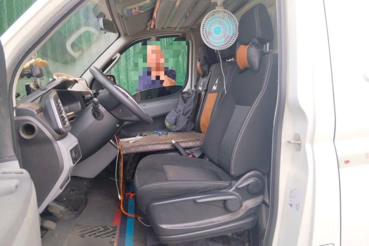 Used SAIC MAXUS Xintu V80  Left Front Seat