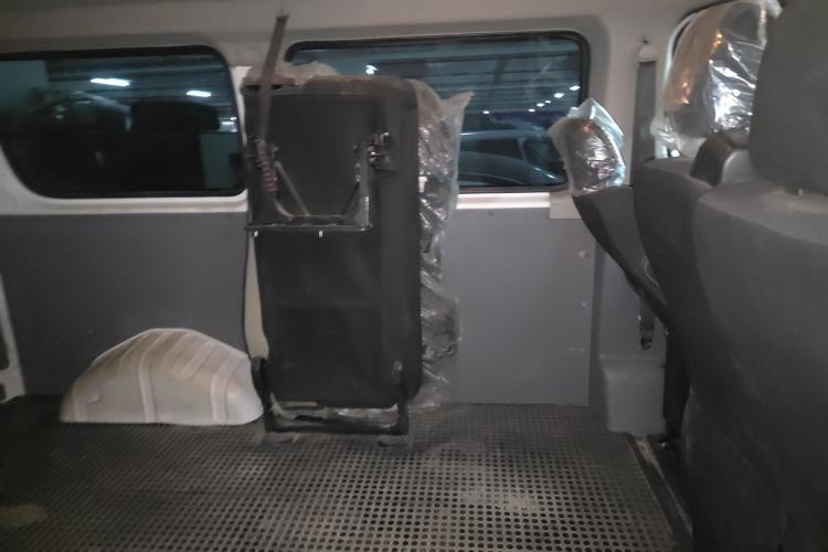 Used SAIC MAXUS Xintu V80  Left Rear Seat