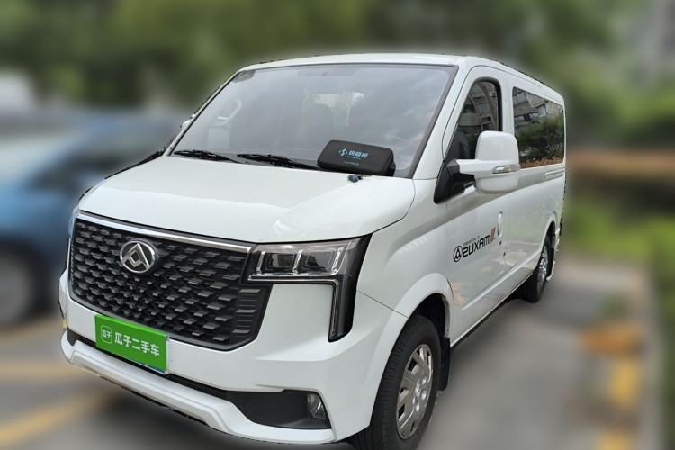 Used SAIC MAXUS Xintu V80 2025 Value Edition City Distribution King 2.0T Automatic Short Wheelbase Ultra-Low Roof 3-Seater Guazi used car, China used car export, Used car for sale, Used cars, Cheapest cars for sale