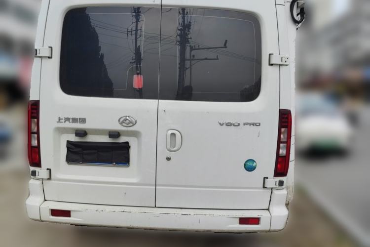Used SAIC MAXUS Xintu V80 2025 PRO Aoyuntong 2.0T Manual Long Wheelbase Mid-Height 6/7/8/9-Seater Rear