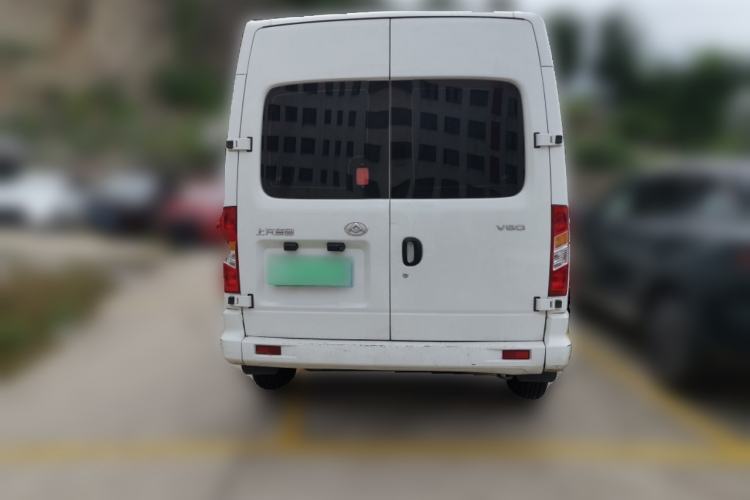 Used SAIC MAXUS Xintu V80 2025 Value Edition Aoyuntong 2.0T Manual Long Wheelbase Mid-Height Design 127 Ps 6/7/9-Seater Rear