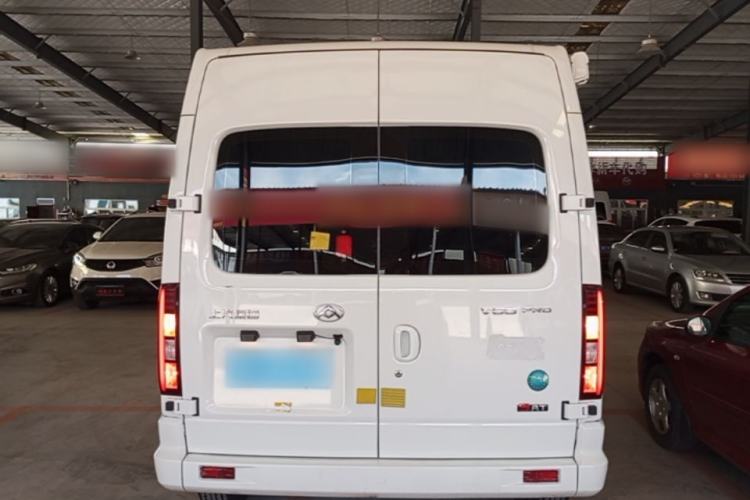 Used SAIC MAXUS Xintu V80 2025 PRO Aoyuntong 2.0T Automatic Short Wheelbase Mid-Height 5/6-Seater Rear