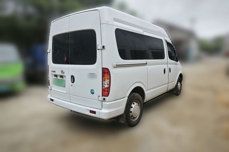 Used SAIC MAXUS Xintu V80 2025 PRO Aoyuntong 2.0T Manual Short Wheelbase Mid-Height 5/6-Seater Rear Right 45 Deg