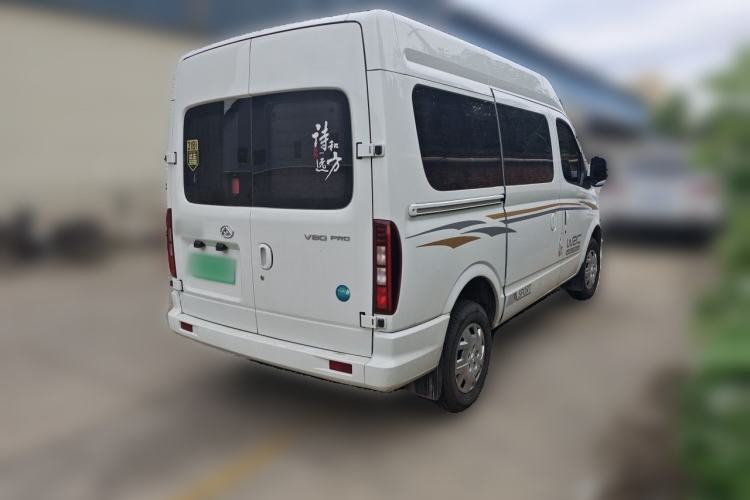 Used SAIC MAXUS Xintu V80 2025 PRO Aoyuntong 2.0T Manual Short Wheelbase Mid-Height 5/6-Seater Rear Right 45 Deg