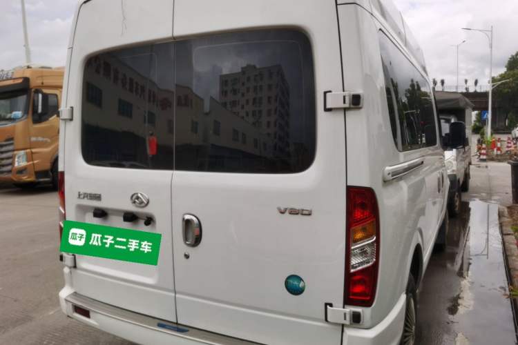 Used SAIC MAXUS Xintu V80 2025 PRO Commercial & Travel 6MT Short Wheelbase Mid-Roof 10/11/12-Seater Non-Commercial Rear Right 45 Deg