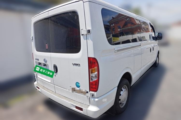 Used SAIC MAXUS Xintu V80 2025 Value Edition Aoyuntong 2.0T AMT Long Wheelbase Ultra-Low Roof 127 PS 6/7/9 Seats Rear Right 45 Deg
