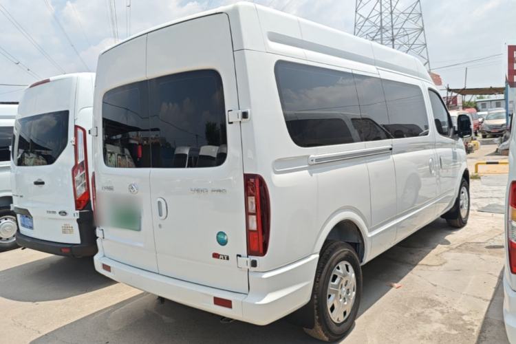 Used SAIC MAXUS Xintu V80 2025 PRO Aoyuntong 2.0T Automatic Long-Wheelbase Mid-Roof Model with 6/7/8/9 Seats Rear Right 45 Deg