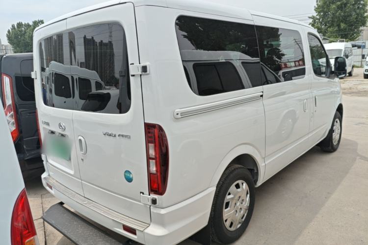 Used SAIC MAXUS Xintu V80 2025 PRO Aoyuntong 2.0T Manual Short Wheelbase Ultra-Low Roof 5/6-Seater Rear Right 45 Deg