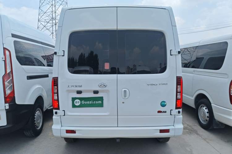Used SAIC MAXUS Xintu V80 2025 PRO Aoyuntong 2.0T Automatic Long-Wheelbase Mid-Roof Model with 6/7/8/9 Seats Rear