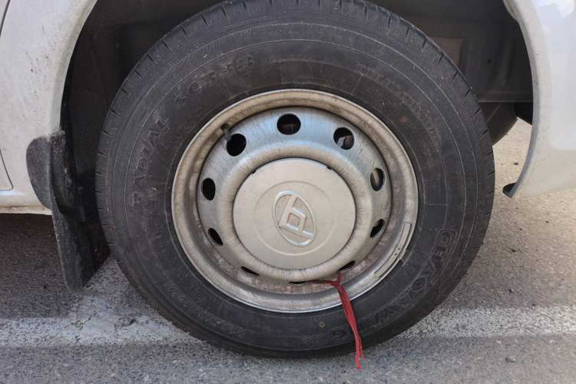 Used SAIC MAXUS Xintu V80  Right Front Wheel Hub