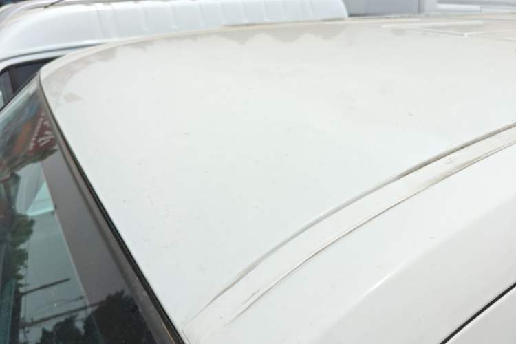 Used SAIC MAXUS Xintu V80 2025 PRO Aoyuntong 2.0T Manual Short Wheelbase Ultra-Low Roof 5/6-Seater Roof