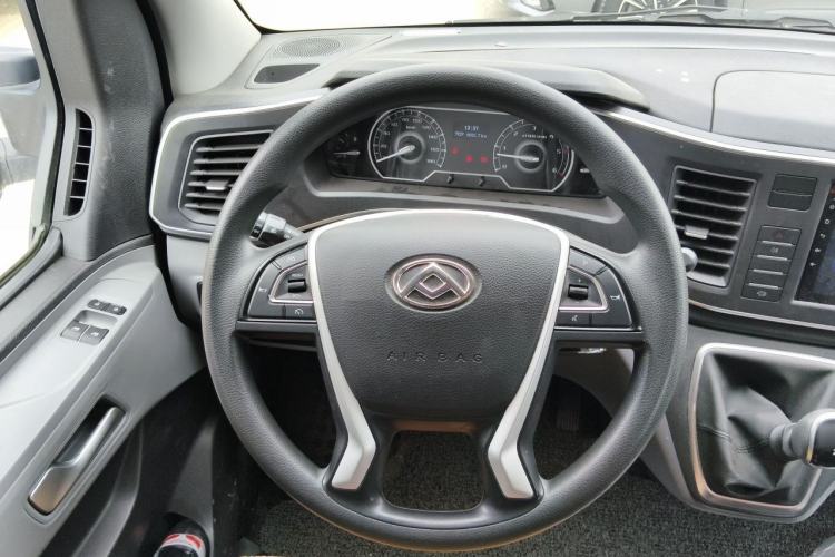 Used SAIC MAXUS Xintu V80  Steering Wheel