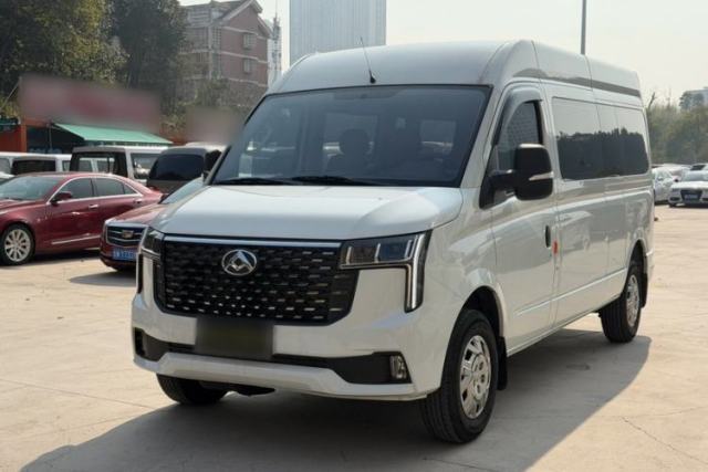 Used SAIC MAXUS Xintu V80 2025 PRO Aoyuntong 2.0T Manual Long Wheelbase Mid-Height 6/7/8/9-Seater