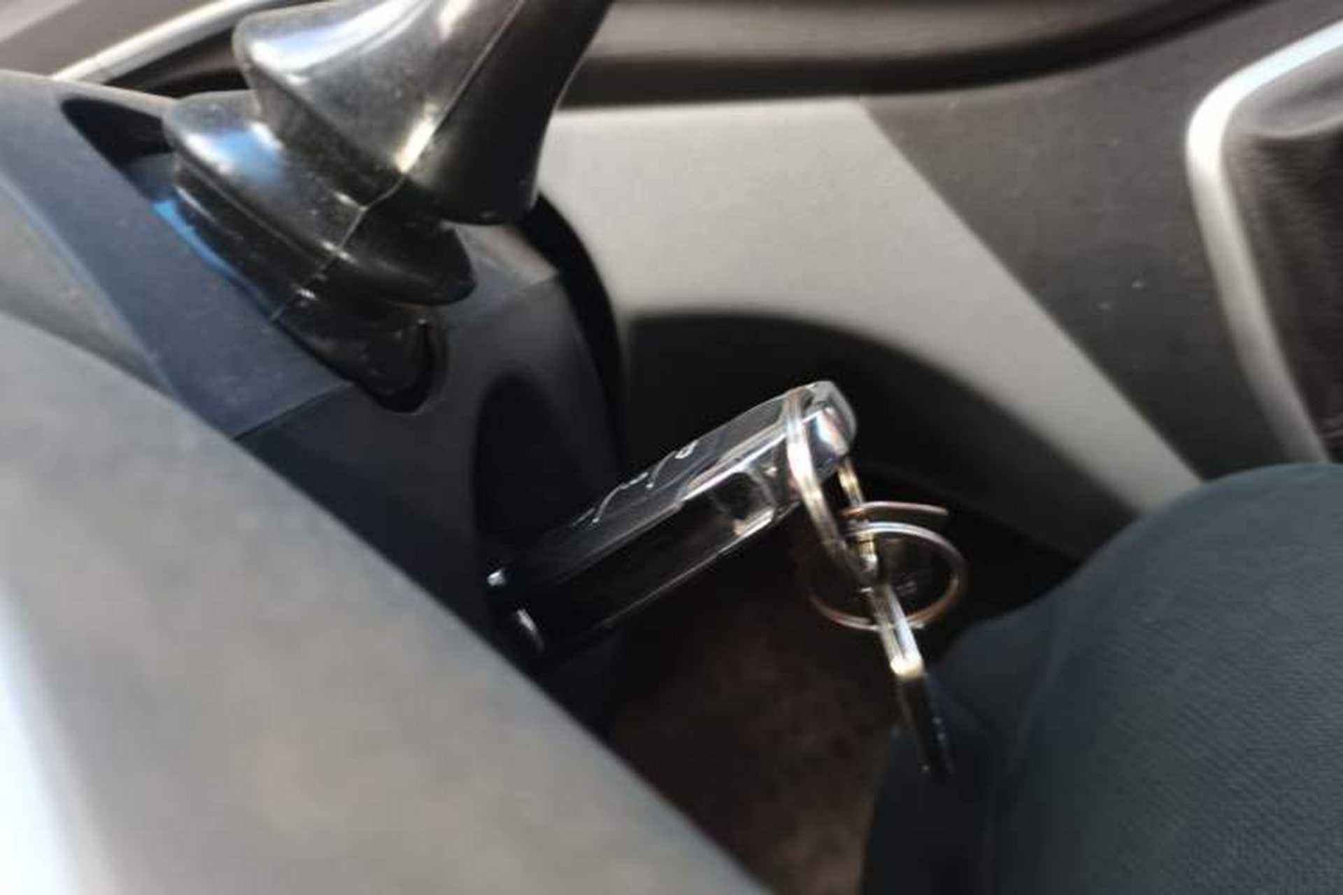 Used SAIC MAXUS Xintu V80  Vehicle Key