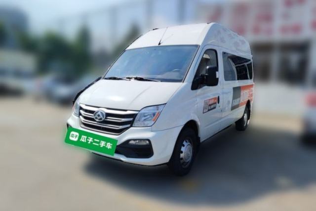 Ojetý SAIC MAXUS Xintu V80 2025 Value Edition Aoyuntong 2.0T Manual Long-Wheelbase High-Roof Model with 127 Ps Available in 6/7/9-Seater Configurations