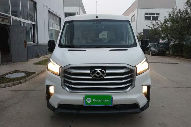 Used SAIC MAXUS Xintu V90 2020 2.0T AMT Yunjie Edition Front-Wheel Drive Rear Single Tire Short Wheelbase Mid-Height 6-Seater Exterior 1