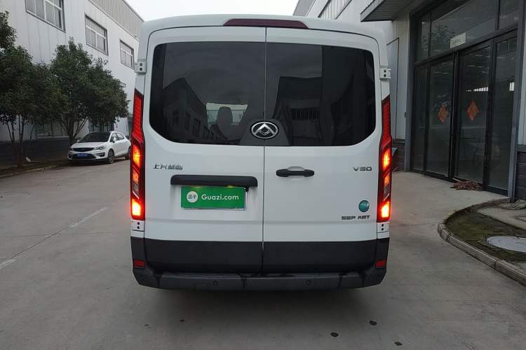Used SAIC MAXUS Xintu V90 2020 2.0T AMT Yunjie Edition Front-Wheel Drive Rear Single Tire Short Wheelbase Mid-Height 6-Seater Exterior 4