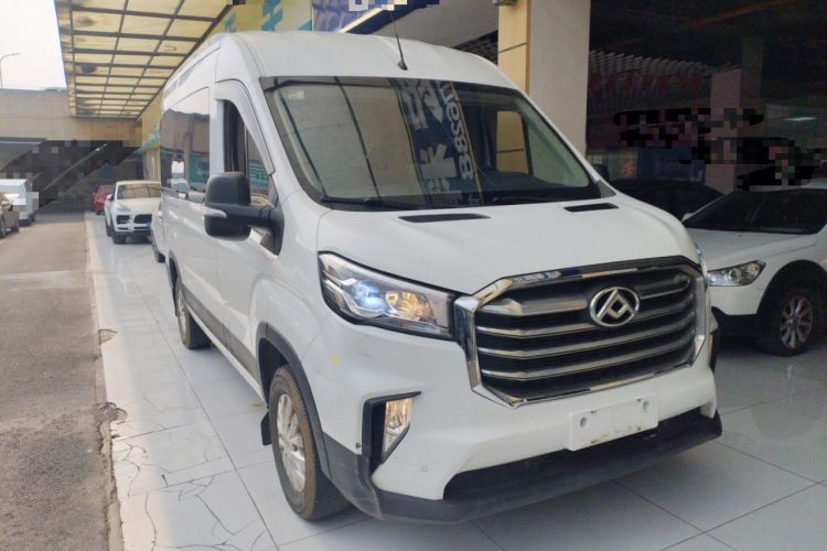 Used SAIC MAXUS Xintu V90 2021 2.0T Automatic Zhiyun King Rear-Drive Single-Tire Long Wheelbase High-Roof 7-Seater Front Right 45 Deg