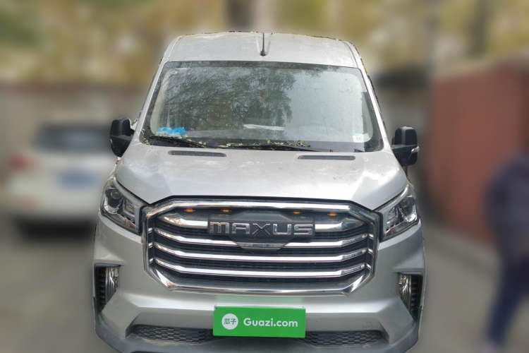 Used SAIC MAXUS Xintu V90 2019 2.0T Manual ZhiDa Rear-Drive Single-Tire Long Wheelbase High-Roof 9-Seater Front