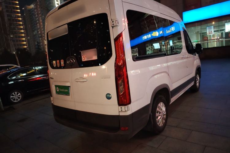 Used SAIC MAXUS Xintu V90 2019 2.0T Manual ZhiDuXing Front-Wheel-Drive Single Tire Short Wheelbase High-Roof 6-Seater Exterior 5