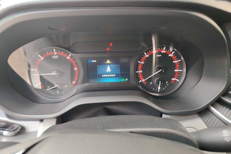 Used SAIC MAXUS Xintu V90 2019 2.0T Automatic ZhiDuXing Rear-Drive Single-Tire Extended Wheelbase High-Roof 7-Seater Instrument Cluster