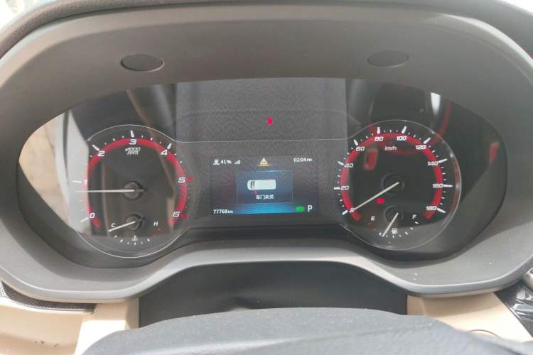 Used SAIC MAXUS Xintu V90 2019 2.0T Automatic ZhiDa Rear-Drive Dual-Tire Extended Wheelbase High-Roof 9-Seater Instrument Cluster
