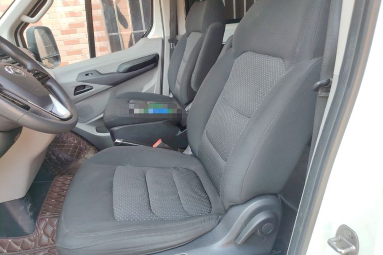Used SAIC MAXUS Xintu V90 2019 2.0T Automatic ZhiDuXing Rear-Drive Single-Tire Extended Wheelbase High-Roof 7-Seater Interior 4