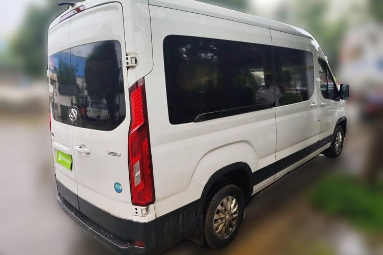 Used SAIC MAXUS Xintu V90 2019 2.0T Manual ZhiDuXing Rear-Drive Single-Tire Extended-Height Roof 7-Seater Rear Right 45 Deg
