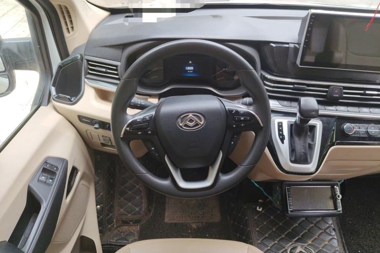Used SAIC MAXUS Xintu V90 2019 2.0T Automatic ZhiDa Rear-Drive Dual-Tire Extended Wheelbase High-Roof 9-Seater Steering Wheel