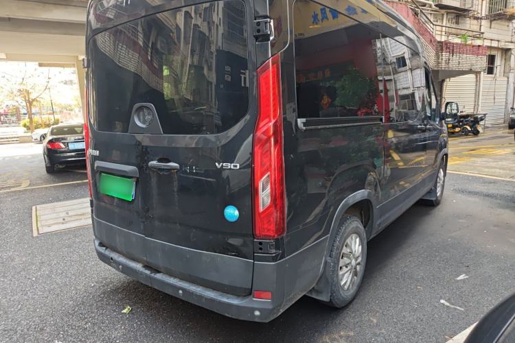 Used SAIC MAXUS Xintu V90 2020 2.0T Manual - Yunjie Version Front-Wheel Drive Rear Single Tire Long Wheelbase High-Roof 7-Seater Rear Right 45 Deg