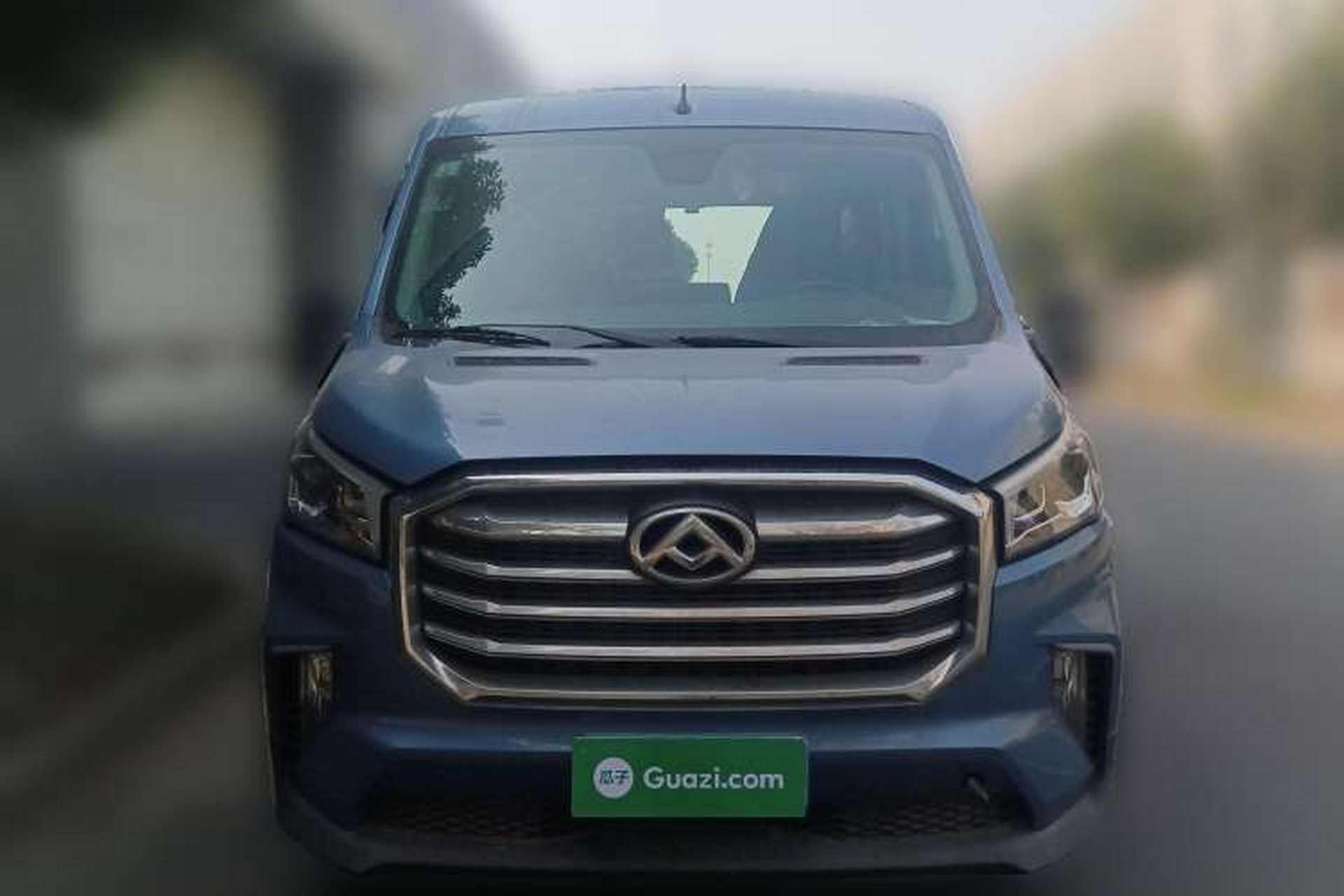 Used SAIC MAXUS Xintu V90 2020 2.0T Manual Yunjie Version Front-Wheel Drive with Single Rear Tire Short Wheelbase Mid-Height Design 6-Seater Front
