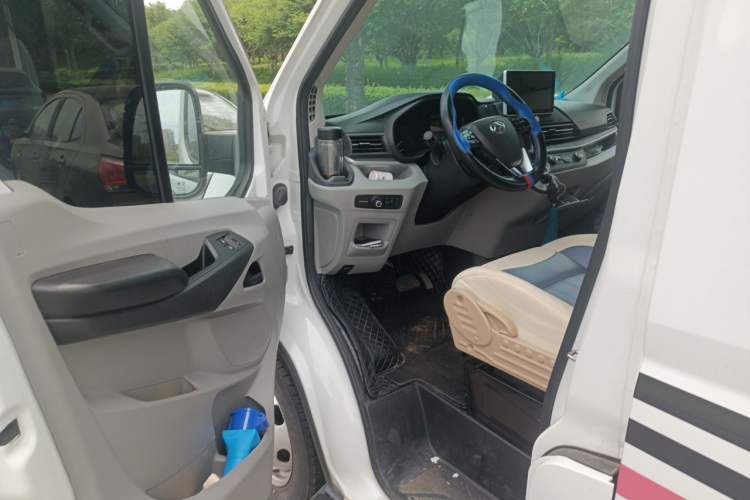 Used SAIC MAXUS Xintu V90  Driver Seat