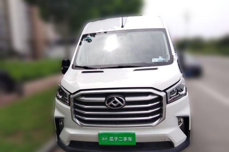 Used SAIC MAXUS Xintu V90 2020 2.0T AMT Yunjie Edition Front-Wheel Drive Rear Single Tire Short Wheelbase High Roof 6-Seater Front
