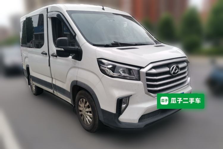 Used SAIC MAXUS Xintu V90 2020 2.0T Manual Yunjie Version Front-Wheel Drive with Single Rear Tire Short Wheelbase Mid-Height Design 6-Seater Front Right 45 Deg