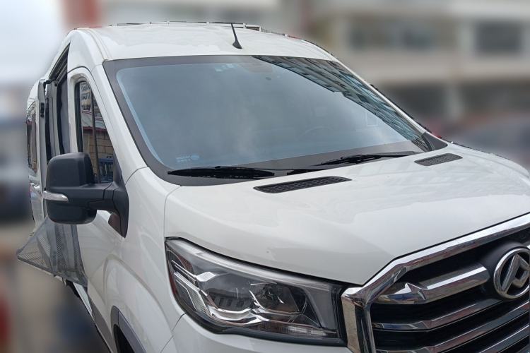 Used SAIC MAXUS Xintu V90 2020 2.0T AMT Yunjie Edition Front-Wheel Drive Rear Single Tire Long Wheelbase High-Roof 7-Seater Front Right 45 Deg