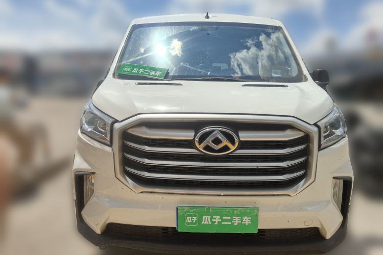 Used SAIC MAXUS Xintu V90 2020 2.0T Manual Yunjie Version Front-Wheel Drive with Single Rear Tire Short Wheelbase Mid-Height Design 6-Seater Front