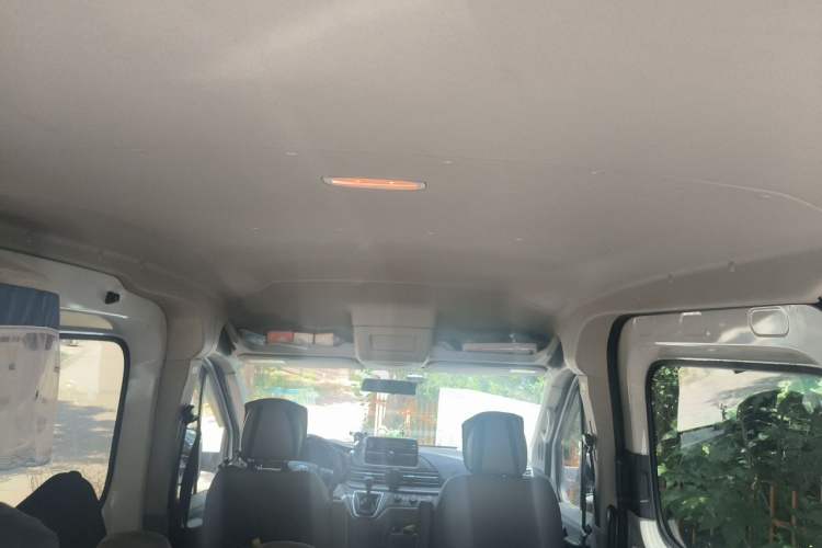 Used SAIC MAXUS Xintu V90 2020 2.0T Manual - Yunjie Version Front-Wheel Drive Rear Single Tire Long Wheelbase High-Roof 7-Seater Headliner