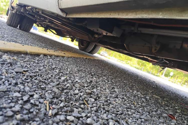 Used SAIC MAXUS Xintu V90  Chassis Front Right