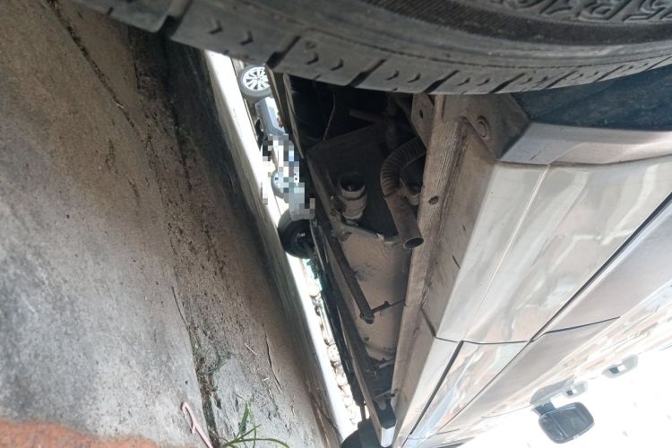 Used SAIC MAXUS Xintu V90  Chassis Rear Right