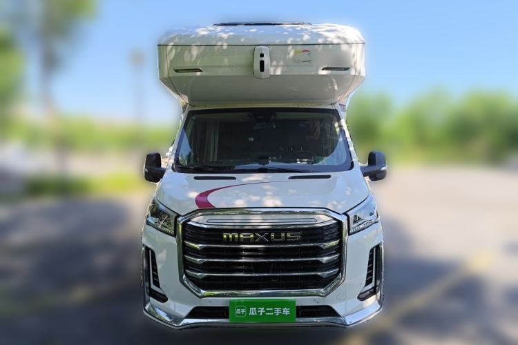 Used SAIC MAXUS Xintu V90  Front