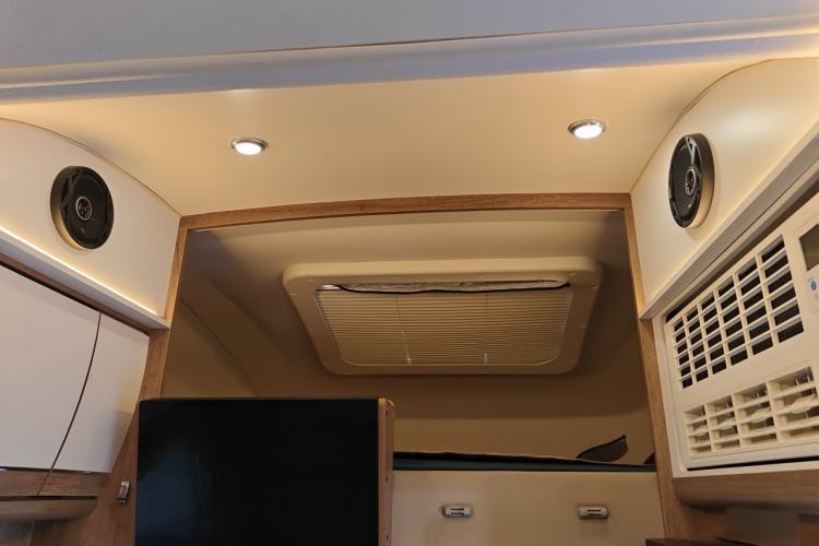 Used SAIC MAXUS Xintu V90  Headliner