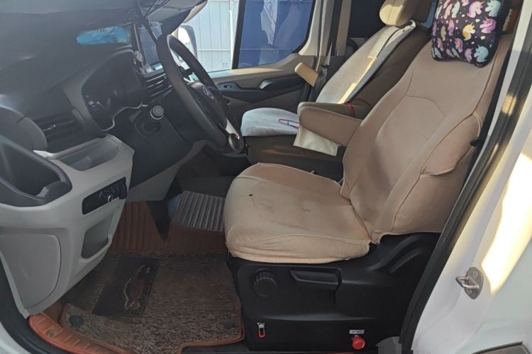 Used SAIC MAXUS Xintu V90 2021 2.0T Automatic Zhiyun King Rear-Drive Single-Tire Extended-Wheelbase High-Roof 7-Seater Left Front Seat