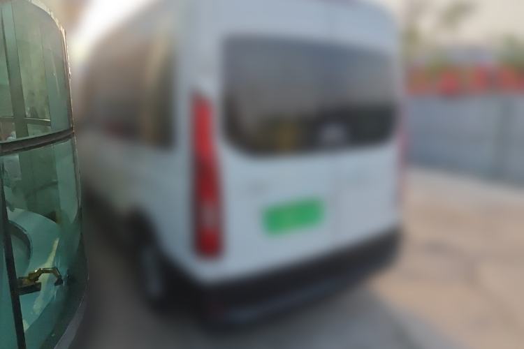 Used SAIC MAXUS Xintu V90 2021 2.0T Automatic Zhiyun King Rear-Drive Single-Tire Extended-Wheelbase High-Roof 7-Seater Rear Left 45 Deg