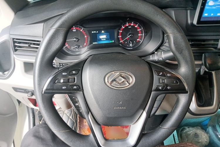 Used SAIC MAXUS Xintu V90  Steering Wheel
