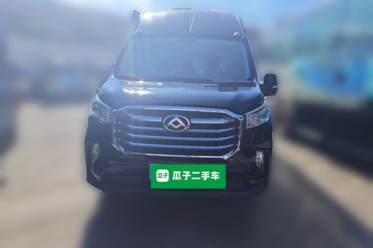 Used SAIC MAXUS Xintu V90 2022 2.0T Automatic VAN Rear-Drive Extended Wheelbase Ultra-High Roof with Dual Rear Tires 3-Seater Front