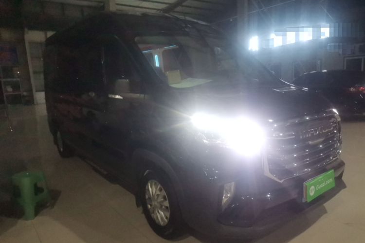 Used SAIC MAXUS Xintu V90 2022 2.0T Automatic Zhiyun King Rear-Drive Extended Wheelbase High-Roof Design with Single Rear Tire—6/7 Seater Front Right 45 Deg