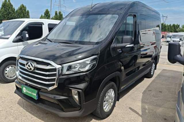 Used SAIC MAXUS Xintu V90 2022 2.0T Automatic ZhiDa Rear-Drive Long Wheelbase High-Roof Design with Single Rear Tire 9-Seater