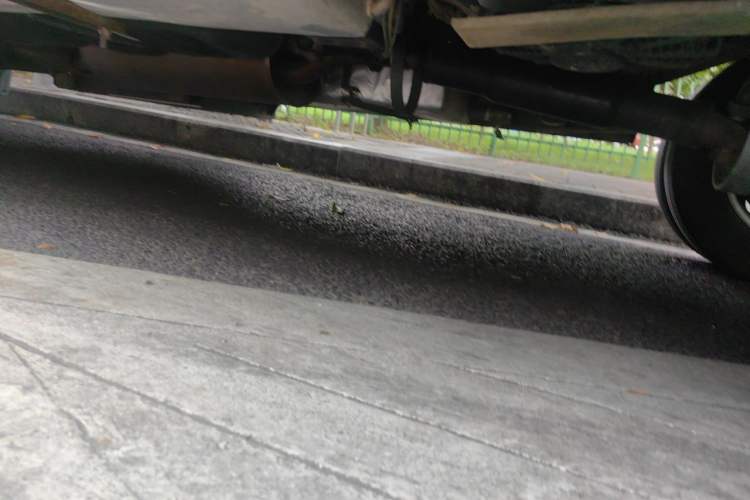 Used SAIC MAXUS Xintu V90  Chassis Rear Left