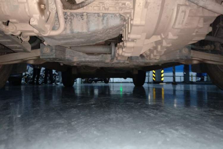 Used SAIC MAXUS Xintu V90  Chassis Front