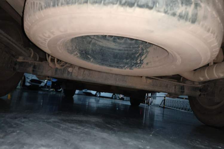 Used SAIC MAXUS Xintu V90  Chassis Rear